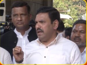 ಮುಖ್ಯಮಂತ್ರಿಗಳು ರಾಜ್ಯದ ಜನತೆಗೆ ಚೊಂಬು ನೀಡಿದ್ದಾರೆ. ಶ್ರೀ ವಿಜಯೇಂದ್ರ ಯಡಿಯೂರಪ್ಪ, ರಾಜ್ಯಾಧ್ಯಕ್ಷರು